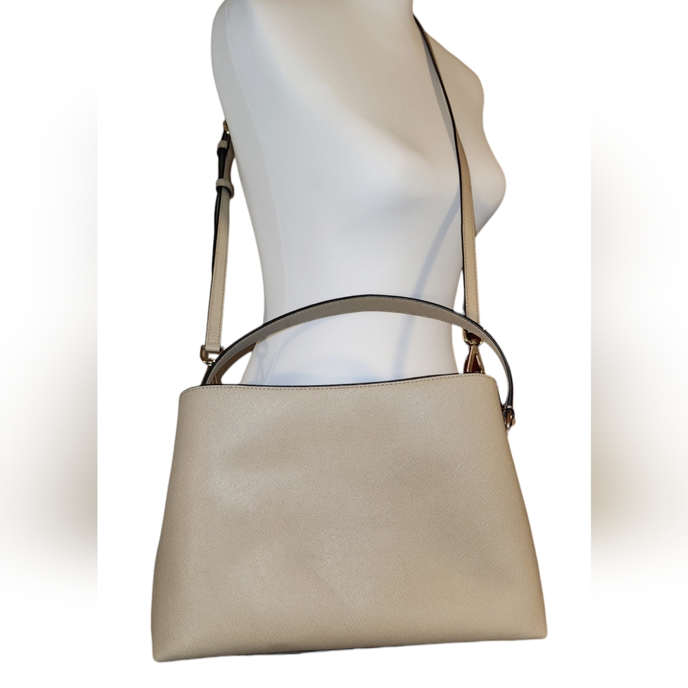 Micheal Kors Sofia Large Crossbody Bag - Picture 2 of 15